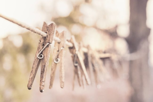 pegs-g55c8b5175_1920