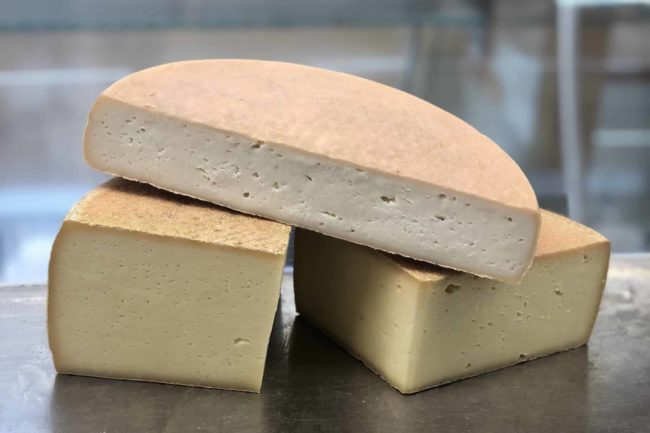 A3F5C315-947C-46B6-93B5-A333D0FF06F1_1_201_a